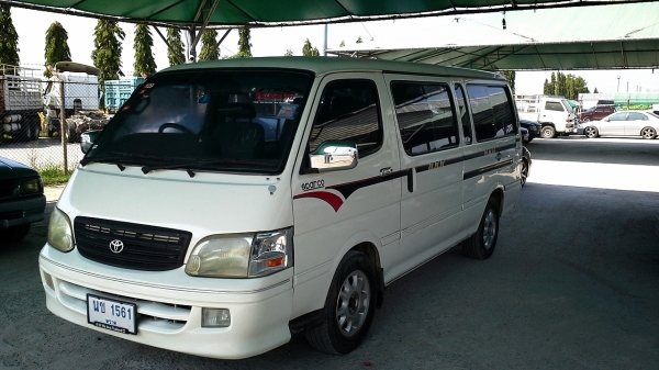 รถสวย พร้อมใช้งาน TOYOTA COMMUTER 3.0 ปี 2001