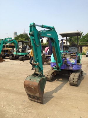 รถขุด KOMATSU PC30FR-1