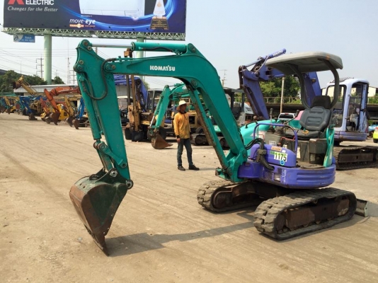 รถขุด KOMATSU PC30FR-1