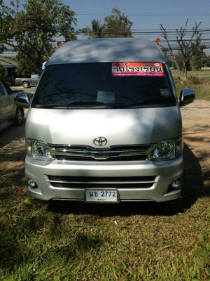 ขายรถตู้  ออกป้ายแดง รถปี 2014 เครื่องดีเซล 3.0