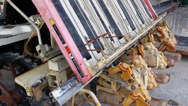 รถดำนานั่งขับ MITSUBISHI MPR510 เก่าญี่ปุ่น ดำนา 5 แถว สภาพสวย เครื่องยนต์ติดง่าย สภาพพร้อมใช้งาน รถดำนานั่งขับ MITSUBISHI MPR510 เก่าญี่ปุ่น ดำนา 5 แถว สภาพสวย เครื่องยนต์ติดง่าย สภาพพร้อมใช้งาน