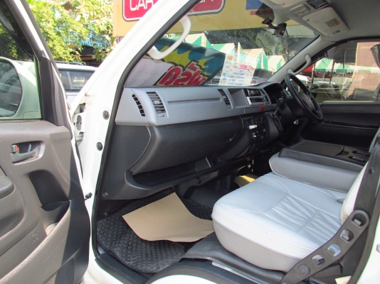 ขายรถตู้มือสอง รถครอบครัว ใช้งานมาน้อย VIP นั่งสบาย ปี2011  769000 เท่านั้น