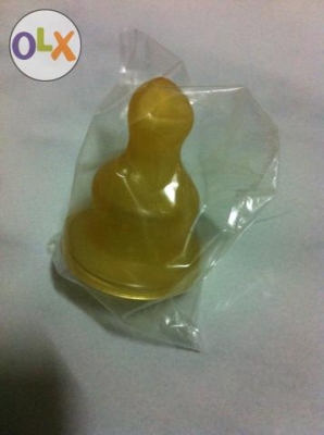 จุกนม NUK ยางพารา จุกเสมือนนมแม่ สำหรับเด็กติดนมแม่