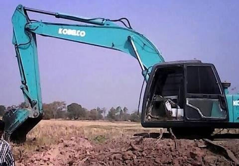 **780,000 บ.ต่อรอง/// โกเบ 200 MARK-3**ขายแบคโฮ KOBELCO MARK-3 SK200 เก๋งน้ำเงิน เครื่องเดิม ปั้มเดิม ไฟฟ้าตัด เครื่องดี แรงดี แน่นดี ปั้มดี แรง ทำงานดี เร็ว บูมอาร์มดี บุ้งกี๋หนา บูท/สลัก แน่นดี เอวดีแน่น ช่วงล่าง70-80\% โซ่ดี แทร็กครบ เฟรมสวย โรลเลอร์ดี **780,000 บ.ต่อรอง/// โกเบ 200 MARK-3**ขายแบคโฮ KOBELCO MARK-3 SK200 เก๋งน้ำเงิน เครื่องเดิม ปั้มเดิม ไฟฟ้าตัด เครื่องดี แรงดี แน่นดี ปั้มดี แรง ทำงานดี เร็ว บูมอาร์มดี บุ้งกี๋หนา บูท/สลัก แน่นดี เอวดีแน่น ช่วงล่าง70-80\% โซ่ดี แทร็กครบ เฟรมสวย โรลเลอร์ดี