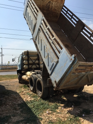 ขายรถดั้ม ล็อกกี้ 195 10 ล้อ 2 เพลา พร้อมใช้งาน