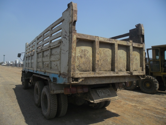 ขายรถบรรทุกดั้ม 2 เพลา HINO FM3H เดิมๆสภาพพร้อมใช้ยางดีคัสซีสวยทะเบียนเต็ม