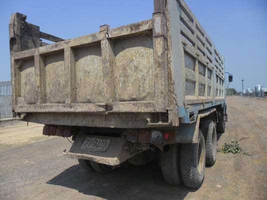 ขายรถบรรทุกดั้ม 2 เพลา HINO FM3H เดิมๆสภาพพร้อมใช้ยางดีคัสซีสวยทะเบียนเต็ม