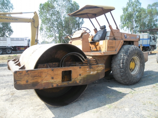 ขายรถบดสั่น SAKAI SV91D 2 เพลาเอกสารทะเบียนขาย 830,000