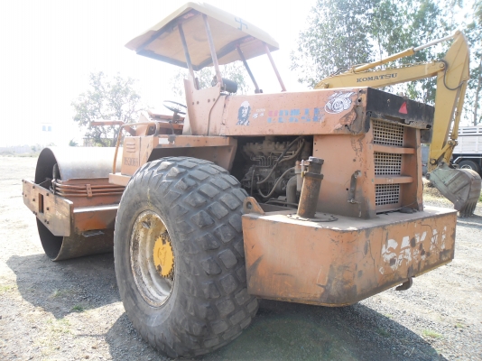 ขายรถบดสั่น SAKAI SV91D 2 เพลาเอกสารทะเบียนขาย 830,000