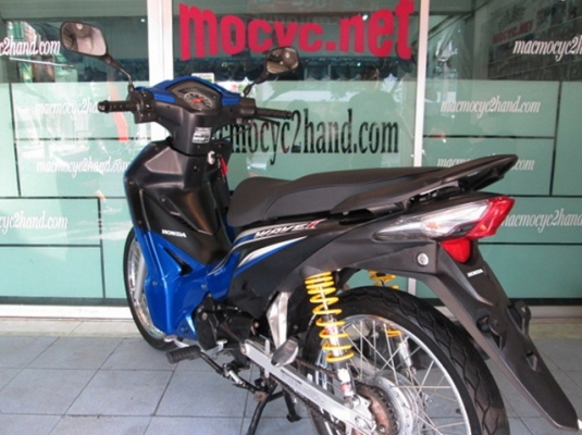 Wave 110 i (สต๊าทร์มือ)สี นํ้าเงินดำ รถเดือน กันยายน ปี 57 ไมล์ 8 พันโล แถม 3 รายการ 29900 Wave 110 i (สต๊าทร์มือ)สี นํ้าเงินดำ รถเดือน กันยายน ปี 57 ไมล์ 8 พันโล แถม 3 รายการ 29900