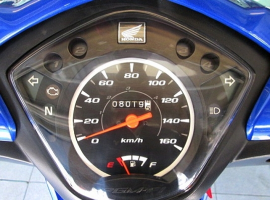 Wave 110 i (สต๊าทร์มือ)สี นํ้าเงินดำ รถเดือน กันยายน ปี 57 ไมล์ 8 พันโล แถม 3 รายการ 29900 Wave 110 i (สต๊าทร์มือ)สี นํ้าเงินดำ รถเดือน กันยายน ปี 57 ไมล์ 8 พันโล แถม 3 รายการ 29900