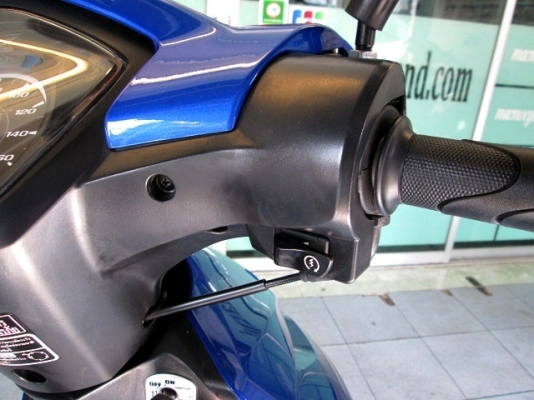 Wave 110 i (สต๊าทร์มือ)สี นํ้าเงินดำ รถเดือน กันยายน ปี 57 ไมล์ 8 พันโล แถม 3 รายการ 29900 Wave 110 i (สต๊าทร์มือ)สี นํ้าเงินดำ รถเดือน กันยายน ปี 57 ไมล์ 8 พันโล แถม 3 รายการ 29900