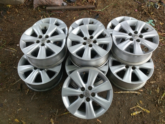 ขายแม็กเปล่า TOYOTA. ALTIS 5รู100 ขอบ15  จำนวน 10  วง ราคา 9900