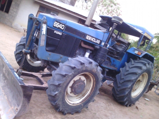 ขายตามสภาพ 6640 เครื่องดี เกียดี มีผาลดันหน้า ผาล4  เอกสารเล้มทะเบีนพร้อมโอน ใช้งานได้เลย ไม่ต้องซ้อม