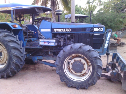 ขายตามสภาพ 6640 เครื่องดี เกียดี มีผาลดันหน้า ผาล4  เอกสารเล้มทะเบีนพร้อมโอน ใช้งานได้เลย ไม่ต้องซ้อม