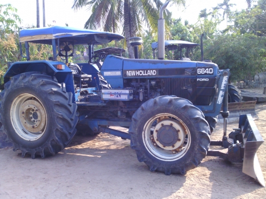 ขายตามสภาพ 6640 เครื่องดี เกียดี มีผาลดันหน้า ผาล4  เอกสารเล้มทะเบีนพร้อมโอน ใช้งานได้เลย ไม่ต้องซ้อม