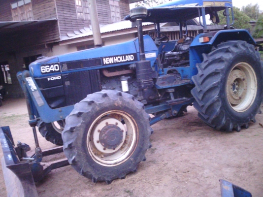 ขายตามสภาพ 6640 เครื่องดี เกียดี มีผาลดันหน้า ผาล4  เอกสารเล้มทะเบีนพร้อมโอน ใช้งานได้เลย ไม่ต้องซ้อม