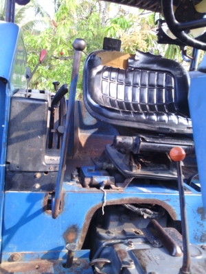 ขายตามสภาพ 6640 เครื่องดี เกียดี มีผาลดันหน้า ผาล4  เอกสารเล้มทะเบีนพร้อมโอน ใช้งานได้เลย ไม่ต้องซ้อม