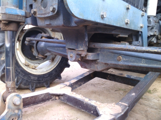 ขายตามสภาพ 6640 เครื่องดี เกียดี มีผาลดันหน้า ผาล4  เอกสารเล้มทะเบีนพร้อมโอน ใช้งานได้เลย ไม่ต้องซ้อม