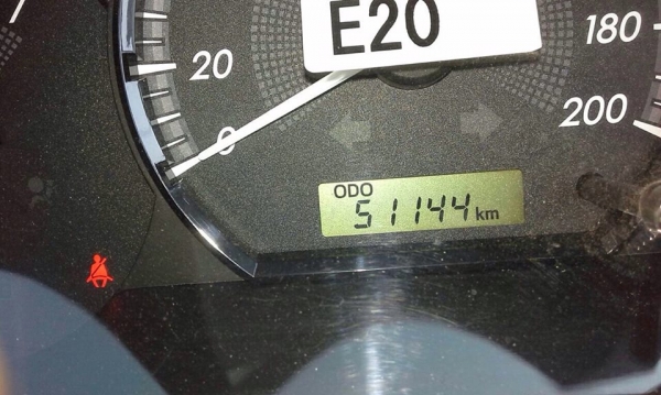 **355,000 บ.ต่อรอง///VIGO CHAMP**ขาย VIGO CHAMPกระบะตอนเดียวTOYOTA HILUX VIGO 2.7J Standard Cab LPG ปี56/13 เครื่องเดิม เกียร์เดิม เกียร์ธรรมดา LPG โรงงาน สุดประหยัด แรง ใช้งานน้อย ไมล์51,xxx กม. ช่วงล่างเดิมๆ คัสซีสวยเดิมๆ หน้า-หลังเดิมๆ ไม่เคยชน ภายในเก