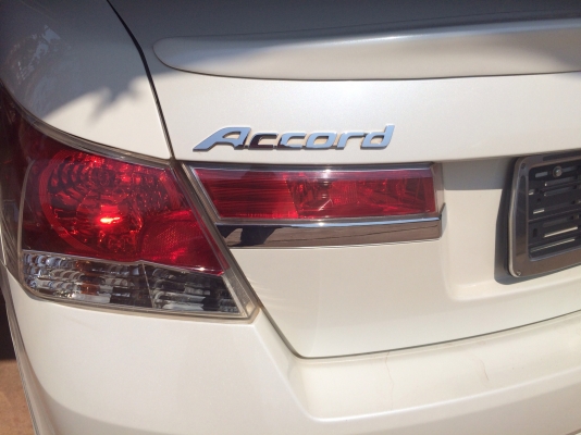 ขายด่วน  รถเก๋ง HONDA   ACCORD ปี 54  รถสภาพดีมาก  พร้อมใช้งาน  เอกสารพร้อม