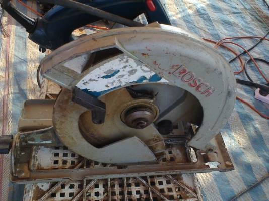 เลื่อยวงเดือนบอสแท้ 9  นิ้ว