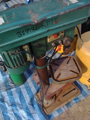 แท่นสว่าน แท่นสว่าน