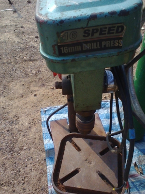 แท่นสว่าน แท่นสว่าน