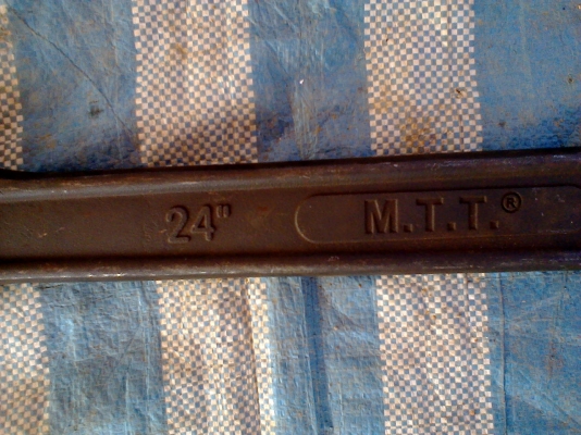 ประแจเลื่อนตัวใหญ่ขนาด 600 มิล ประแจเลื่อนตัวใหญ่ขนาด 600 มิล