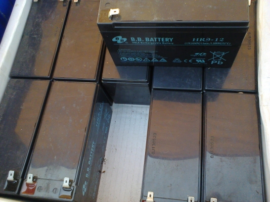 แบตตเตอรีแห้ง 12 โวล 9  แอม