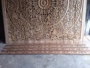 ไม้สักแกะสลัก 2  ด้านงานมือแกะเก่าเก็บ