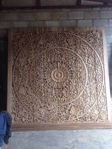 ไม้สักแกะสลัก 2  ด้านงานมือแกะเก่าเก็บ