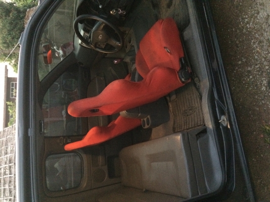 ขาย FORD ปี 06 เครื่อง 2500 แมคแต่งสวยๆๆ