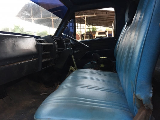 ISUZU115 แรงม้า6 ล้อดั้ม