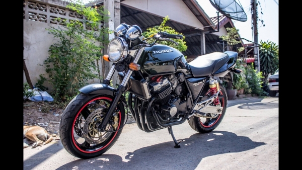ขาย cb400 ver.S ปี98 อินวอย+สพม แท้ๆ