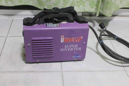 ตู้เชื่อมระบบอินเวอร์เตอร์ iweld ขนาด 140 A สภาพดีพร้อมใช้งานอุปกรณ์ครบครับ