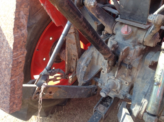 ขายด่วนรถไถนาคูโบต้า L 2808 4 WD พร้อมอุปกรณ์  ผานดันหน้า  ผานหลัง รถสวยเครื่องแน่นไม่มีเยิ้ม สภาพรถพร้อมใช้งานได้เลยครับ มีภาพวีดีโอให้รับชมด้วยนะครับ  ต้องการด่วนหรือสนใจติดต่อ คุณชัยยา สตึก  ได้นะครับ เบอร์โทร 0819972972 และ 0898451778  หรือ  044666729