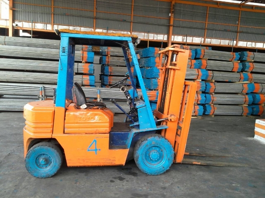 รถยก TOYOTA 2 ต้น