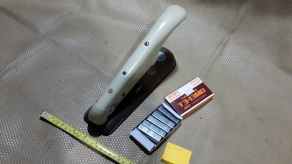 เครื่องเย็บกระดาษ Made In Sweden