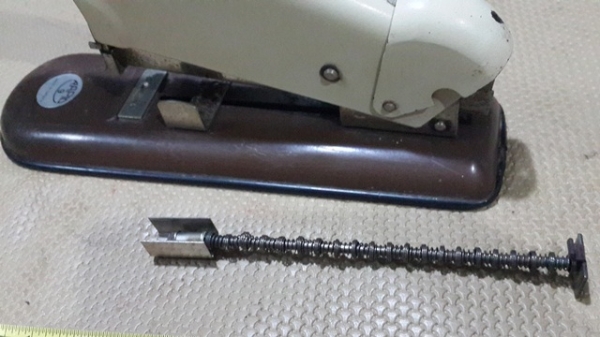 เครื่องเย็บกระดาษ Made In Sweden