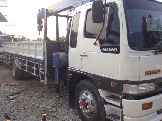 รถ Hino 6 ล้อติดเครน5ตันสภาพสวยพร้อมใช้งาน