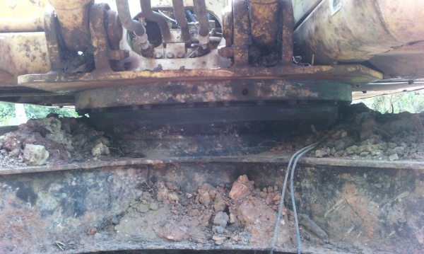 รถแบคโฮ KOMATSU  120 - 6   สนใจติดต่อ 081 - 6079515