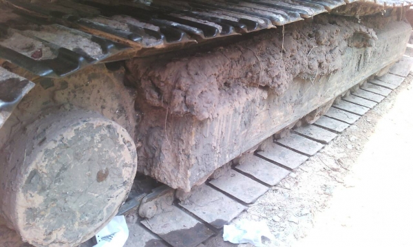 รถแบคโฮ KOMATSU  120 - 6   สนใจติดต่อ 081 - 6079515