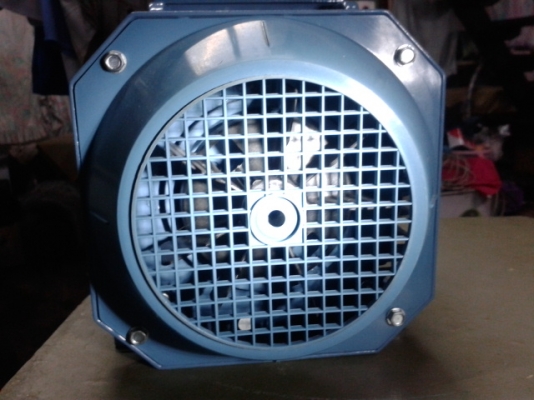 ขายมอเตอร์ใหม่ ABB 2.2 kw 3 hp 380v 3 เพส 2870 rpm ถูกๆ