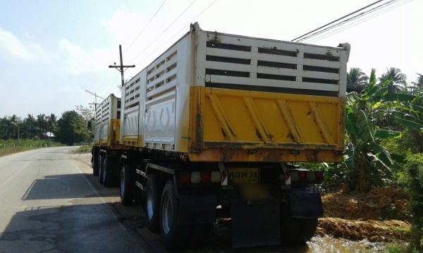 รถอีซูซุ 10 ล้อดั้ม FXZ 360 แรงม้า. ปี 53 ( ขายแม่ , ลูก ) ( รถวิ่ง 4xx,xxx กม. )    สนใจติดต่อ  081 - 6079515