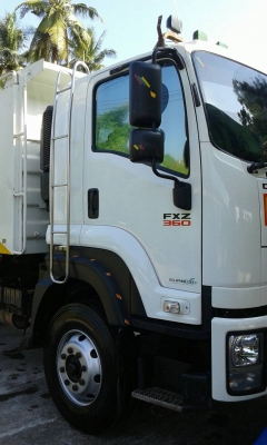 รถอีซูซุ 10 ล้อดั้ม FXZ 360 แรงม้า. ปี 53 ( ขายแม่ , ลูก ) ( รถวิ่ง 4xx,xxx กม. )    สนใจติดต่อ  081 - 6079515