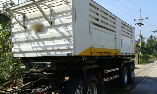 รถอีซูซุ 10 ล้อดั้ม FXZ 360 แรงม้า. ปี 53 ( ขายแม่ , ลูก ) ( รถวิ่ง 4xx,xxx กม. )    สนใจติดต่อ  081 - 6079515