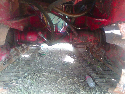 ขายรถเกี่ยวข้าว อุ้ม เหลด