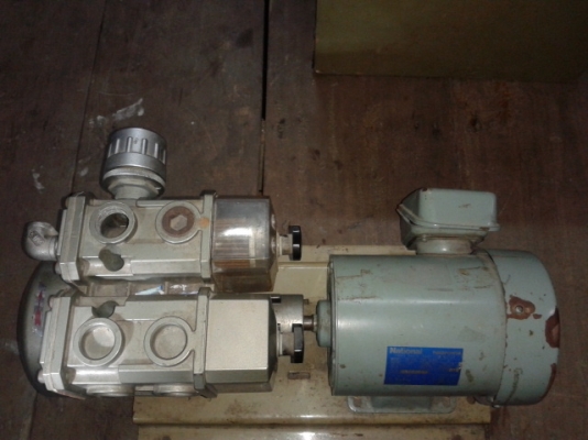 ขาย Dry pump/ Vacuum pump ยี่ห้อ ORION KRS-3 พร้อมมอเตอร์ ถูกๆ