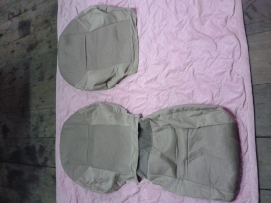 ขายผ้าหุ้มเบาะกำมะหยี่ VIGO สภาพถอดจากป้ายแดง